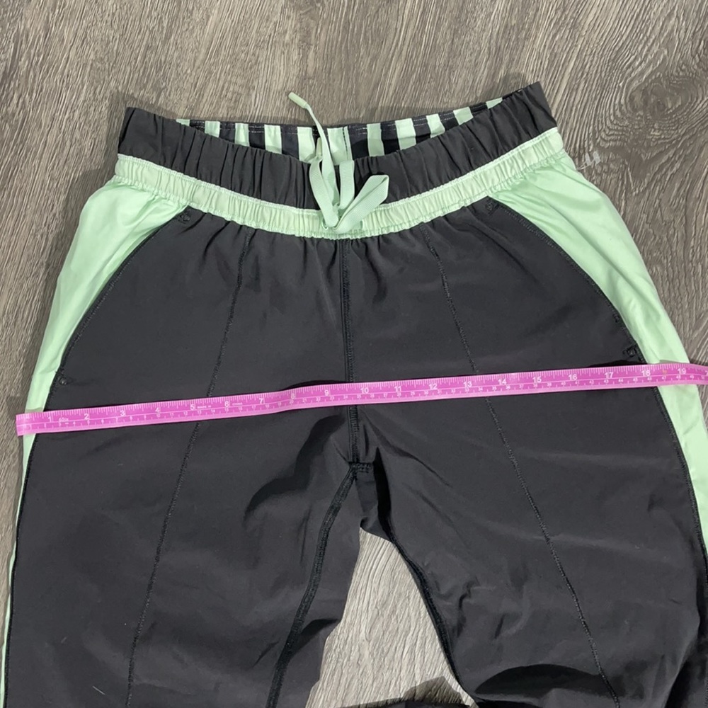 Lululemon pants - Picture 11 of 13